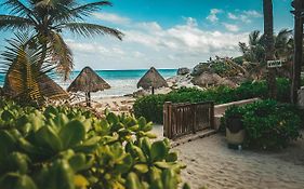 La Conchita Tulum (Adults Only)